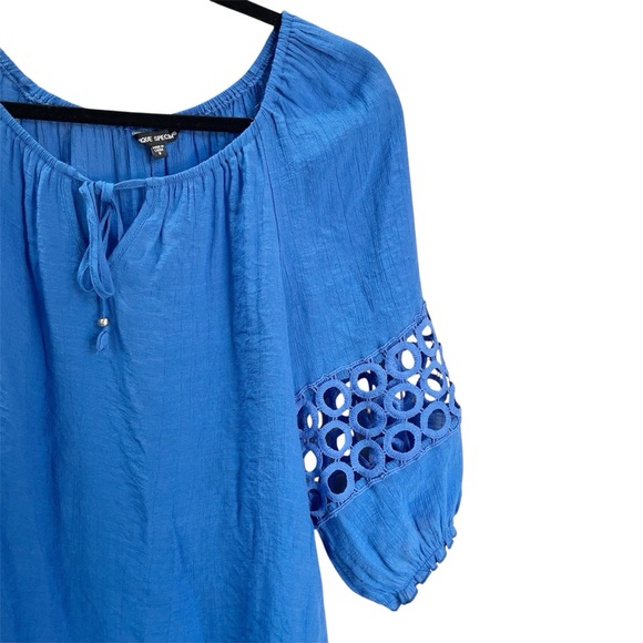 UNIQUE SPECTRUM Blue Blouse Lace Detail Small - Picture 2 of 5